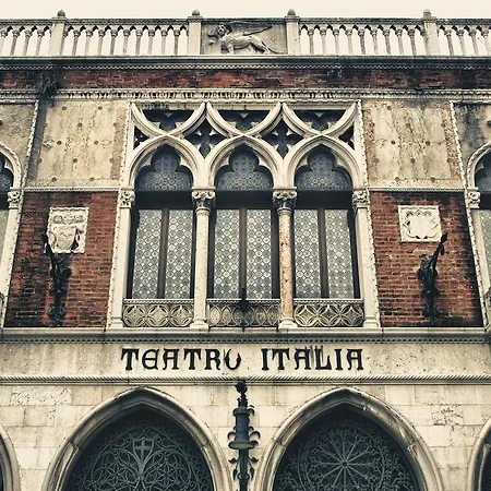 Ve Nice Teatro Italia C1854 Apartmán